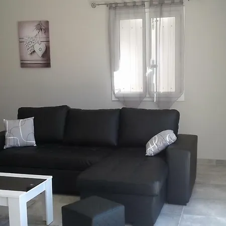 Le Chesnaie * Grillon