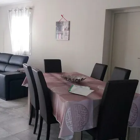 Holiday home Le Chesnaie *